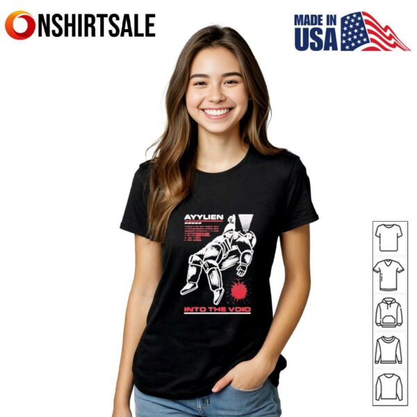 Ayylien into the void cosmic horror T-Shirt