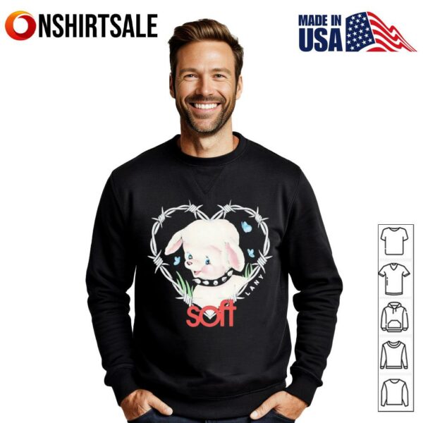 Barbed wire lamb soft T-Shirt