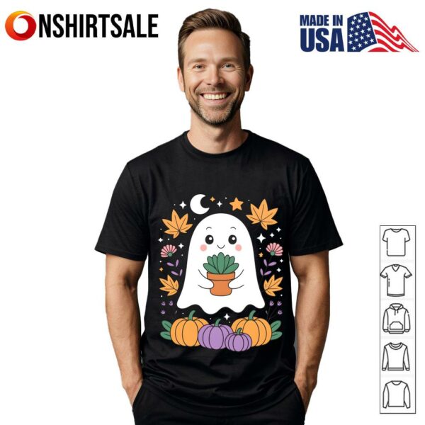 Cute Ghost Wizards Reading Magic Books Halloween Witch T-Shirt