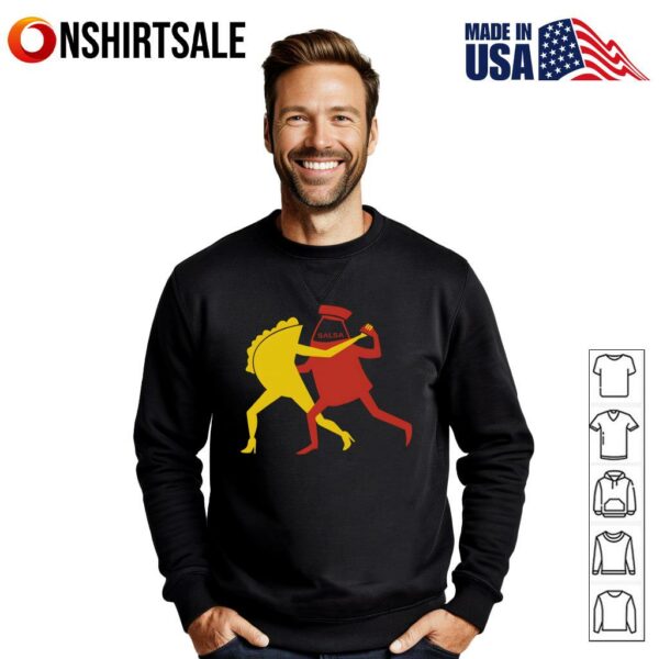 Funny Taco and Salsa Dancing Couple Mexican Food Pun T-Shirt