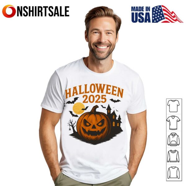 Halloween 2025 Pumpkin Bat T-Shirt