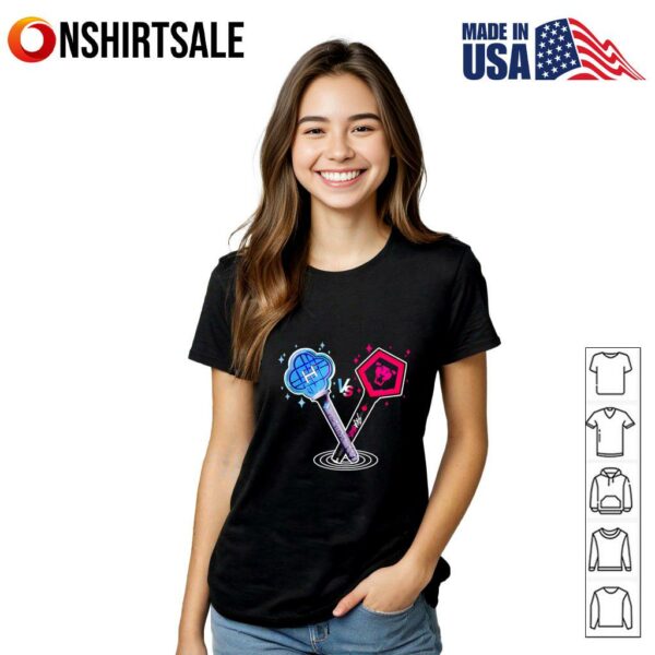 KPop Demon Hunters HUNTRIX and Saja Boys light sticks T-Shirt