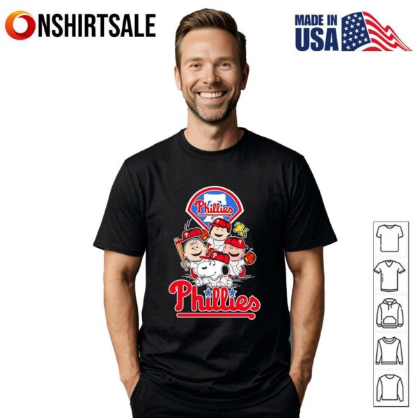 Philadelphia Phillies Snoopy Charlie Brown Woodstock The Peanuts Baseball T-Shirt