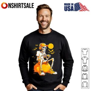 Retro Skeleton Gamer Halloween Skeleton Halloween Game Controller T Shirt 2