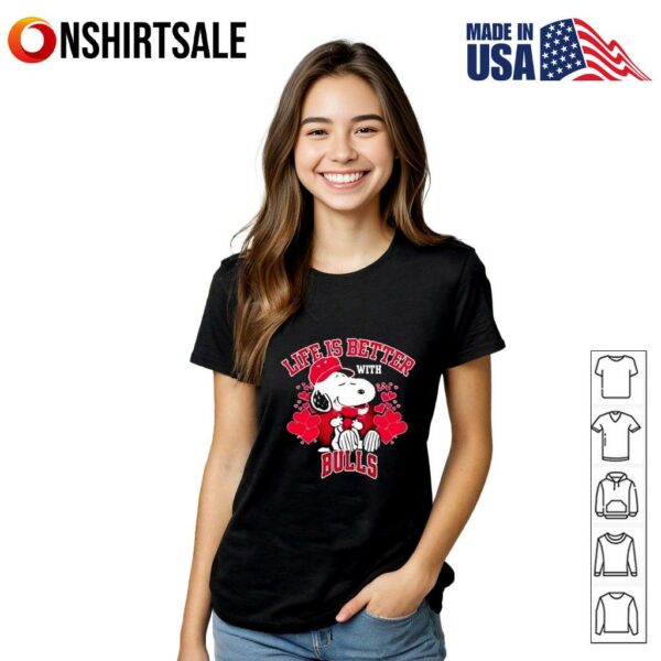 Snoopy Life Is Better With Chicago Bulls T-Shirt