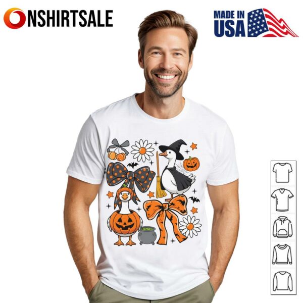 Spooky Halloween Goose Halloween Coquette T-Shirt