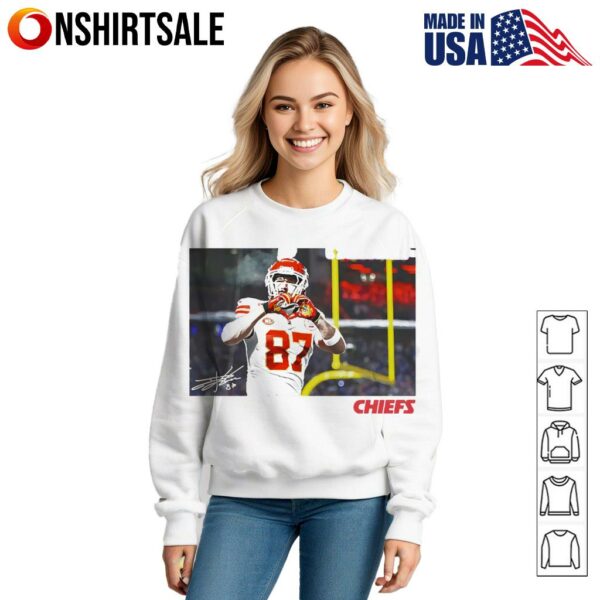 Travis Kelce Kansas City Chiefs Heart signature T-Shirt
