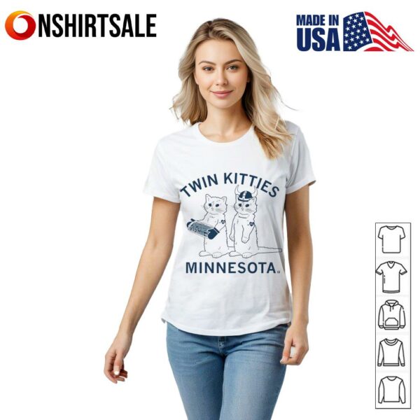 Twin kitties Minnesota T-Shirt