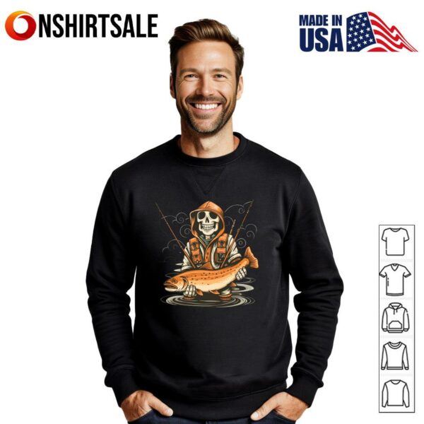Skeleton Fisherman Holding Big Catch Funny Fishing Halloween Spooky Fisher T-Shirt