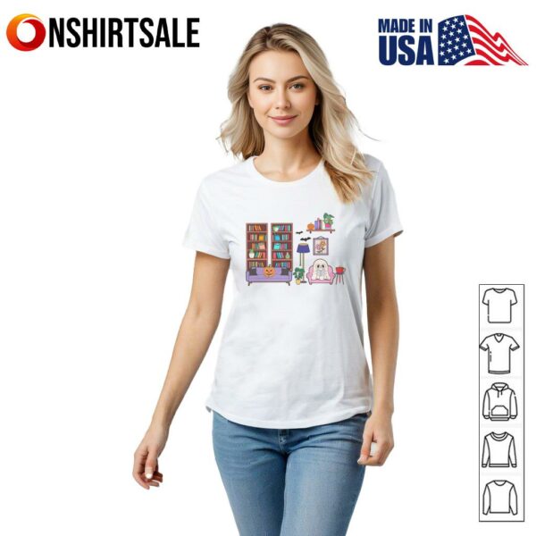 The Cozy Ghost Reading Scene T-Shirt